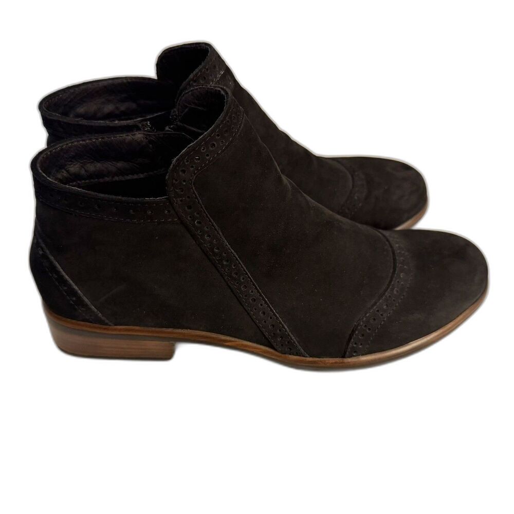 Naot Black Leather Ankle Boots EU 38 US 7 Made in Israel Comfort